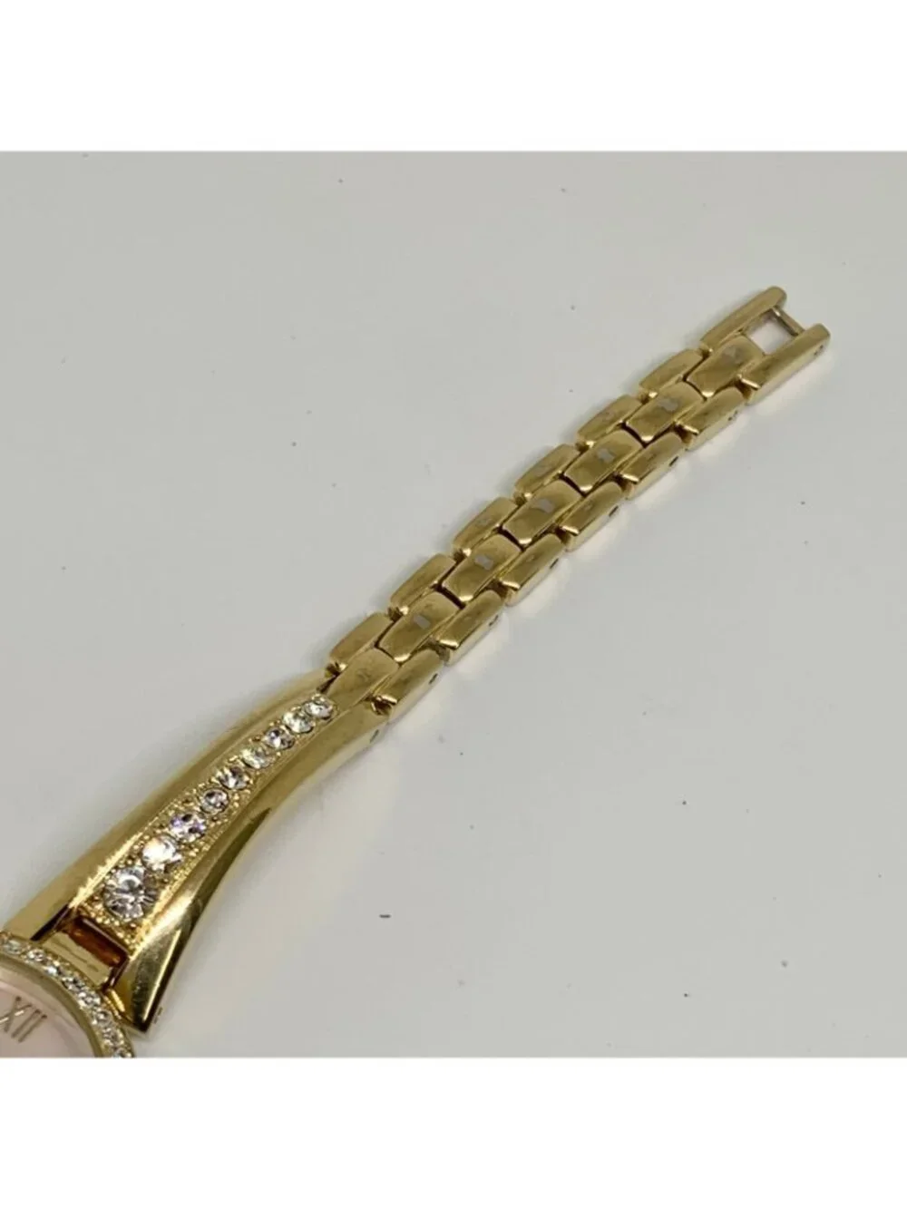 Armitron women’s watch gold tone 24mm mop dial quartz rhinestones running